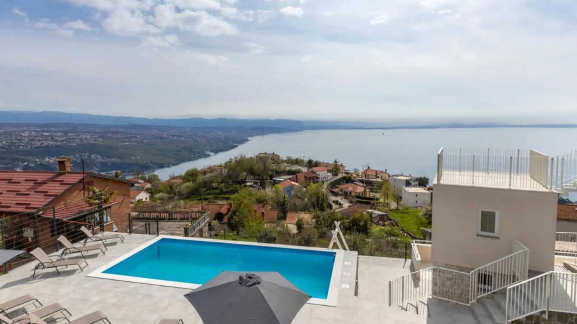 מטולי Apartments Bregha - Three Bedroom Apartment With Terrace 0*,  קרואטיה